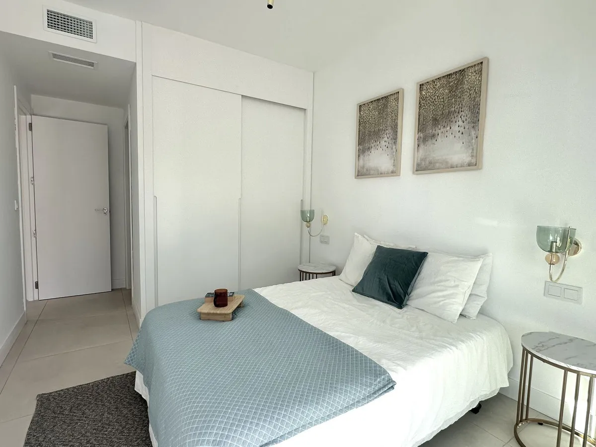 a0f18fcf-3b75-4a8a-8a7b-e8721431cab6