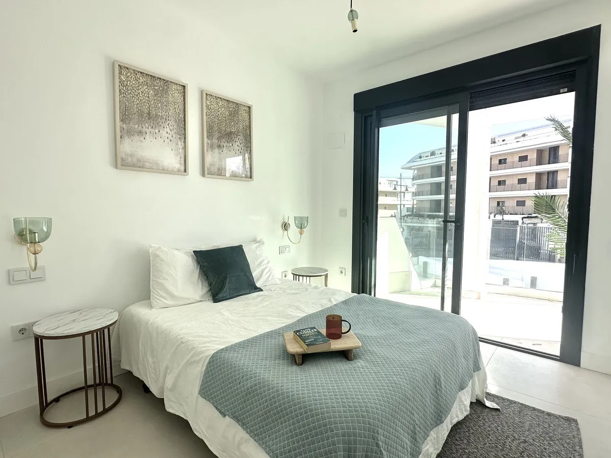 aacc2ff4-b002-4be9-8011-29575fa14faf