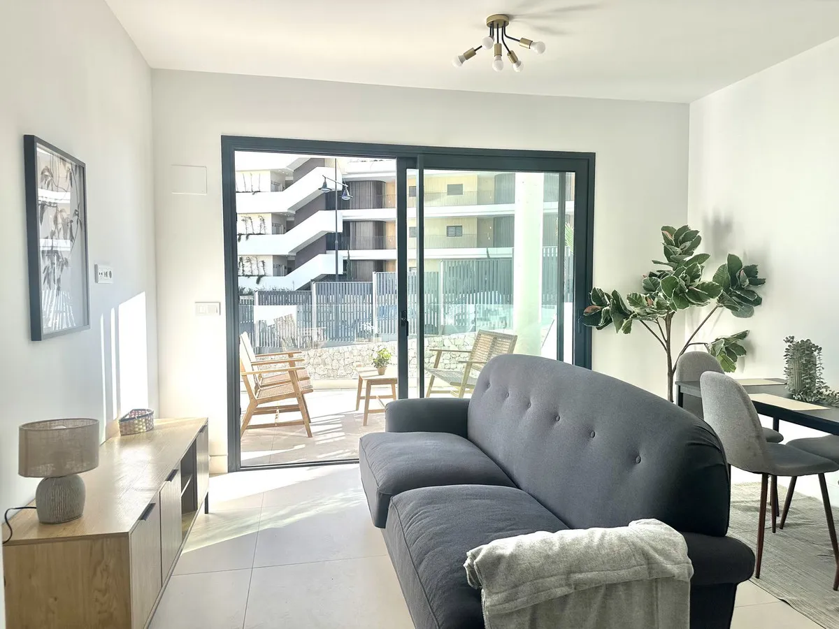 f600cdd4-a93e-4ba1-a504-61de0e0bf6e7