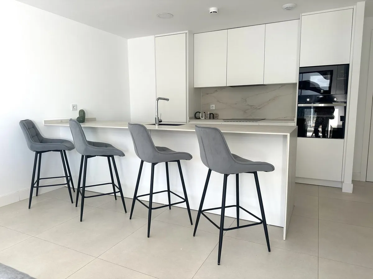 fa076b63-5aa4-4f2e-9eb9-02fc04edf0d6