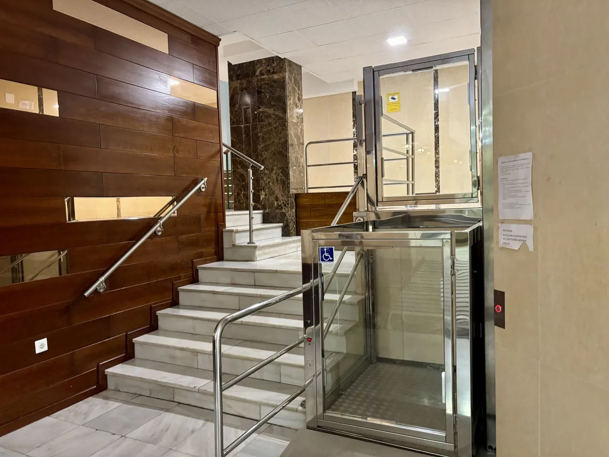 348c7159-bfdb-4ee2-a7d2-1ec459c8edaf