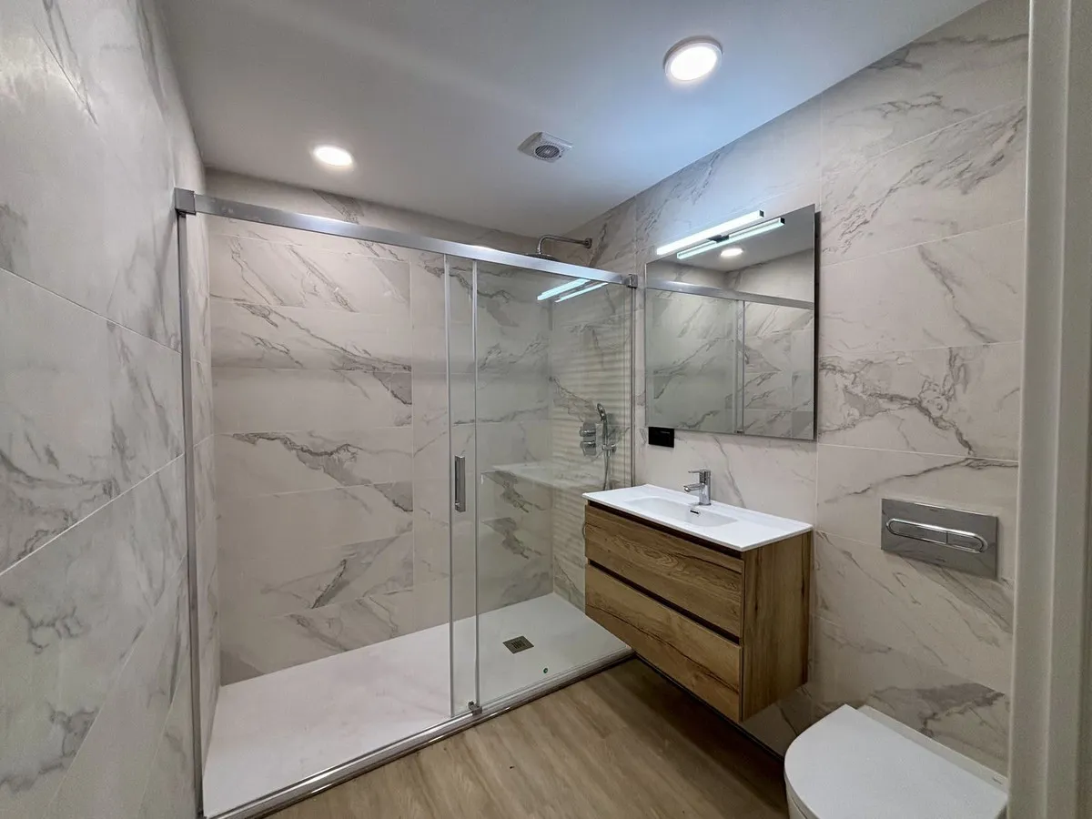 bdcc2f7d-e762-437c-91ea-41f87a6a6951