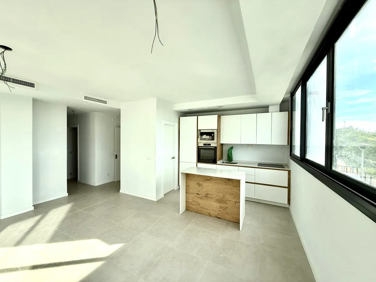 1b7a0ee3-da86-477a-b72f-eee5c78031b1