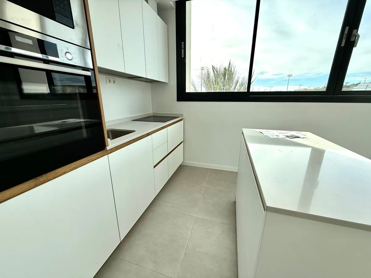 4fb7ac5c-72f2-4693-84c3-c5c832a1e115