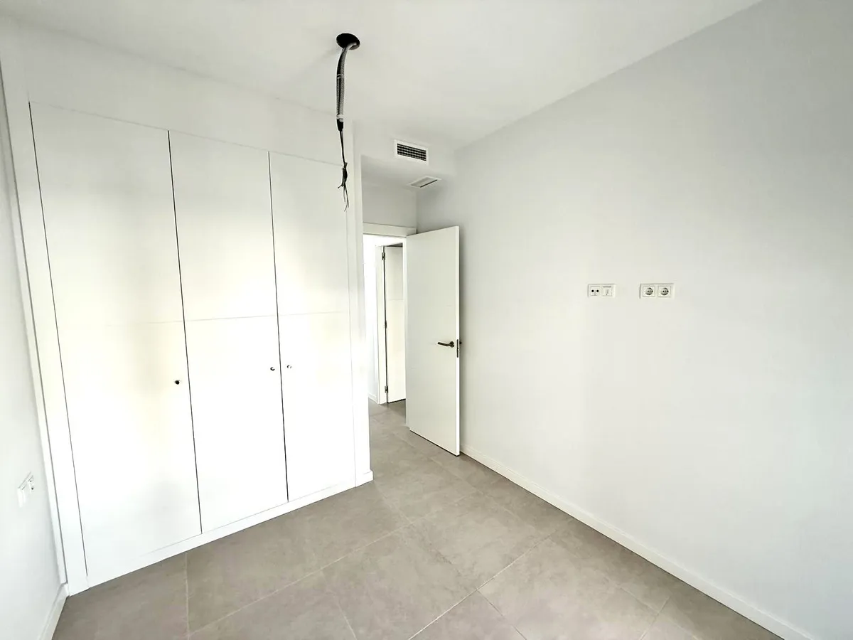 d515c1ab-edce-4a0b-960f-fcfa299446cc