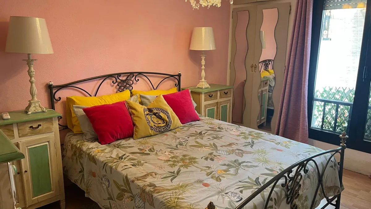 64a279aa-da0f-499c-b572-d76a4de1ad67