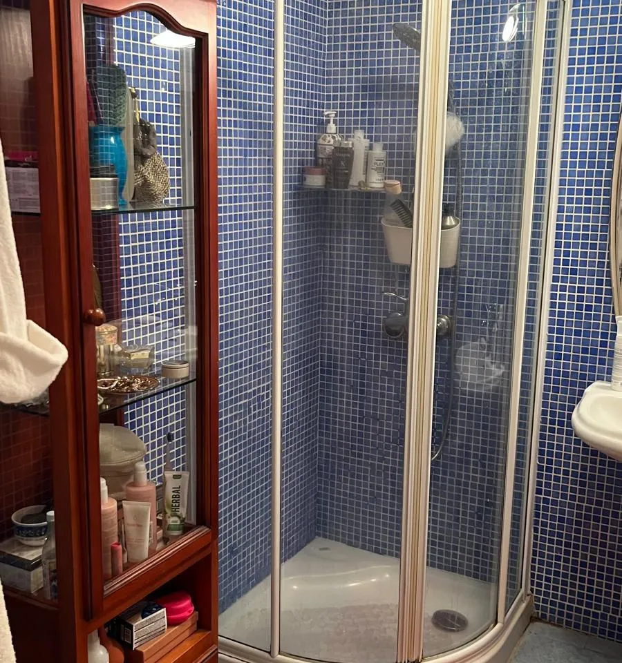 b37b2cca-874f-41f8-9f41-33897a7e40cd