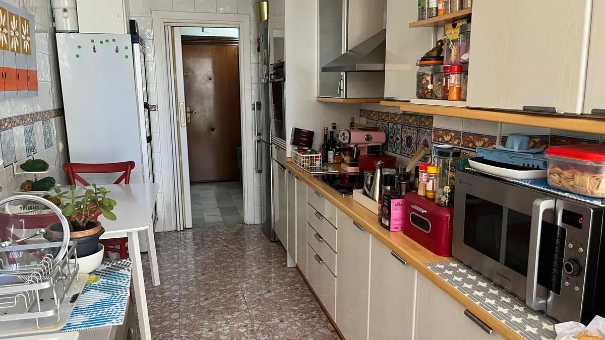 f1a02e0b-c39b-4c7b-a80f-28305831891b