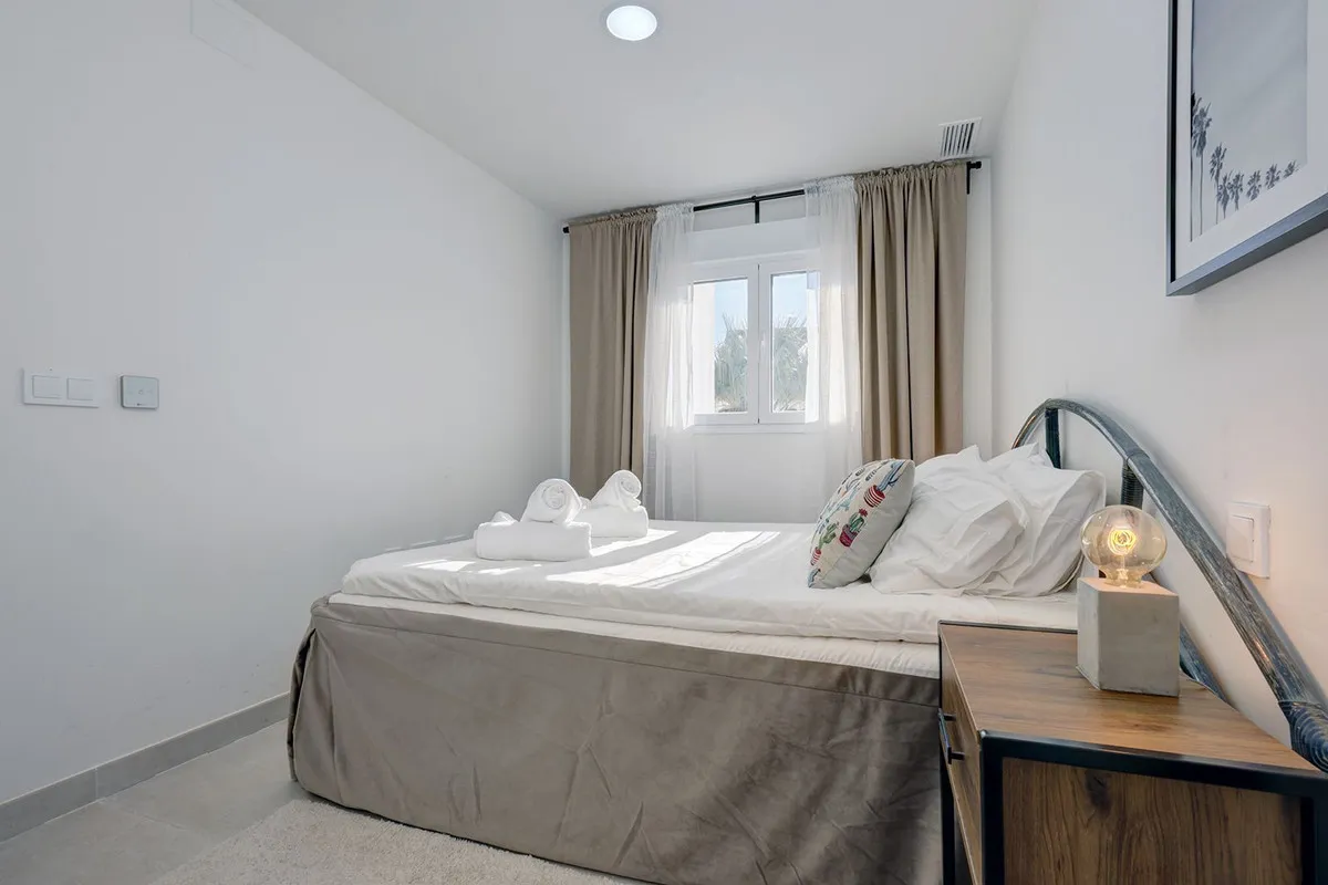 fedfce14-cac7-429d-b3eb-6644ff7e6e18