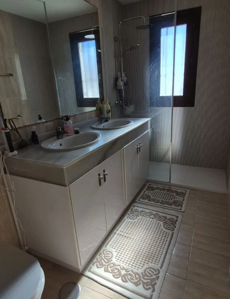 6ab417c9-4006-48a6-9b87-d7d65274b74c