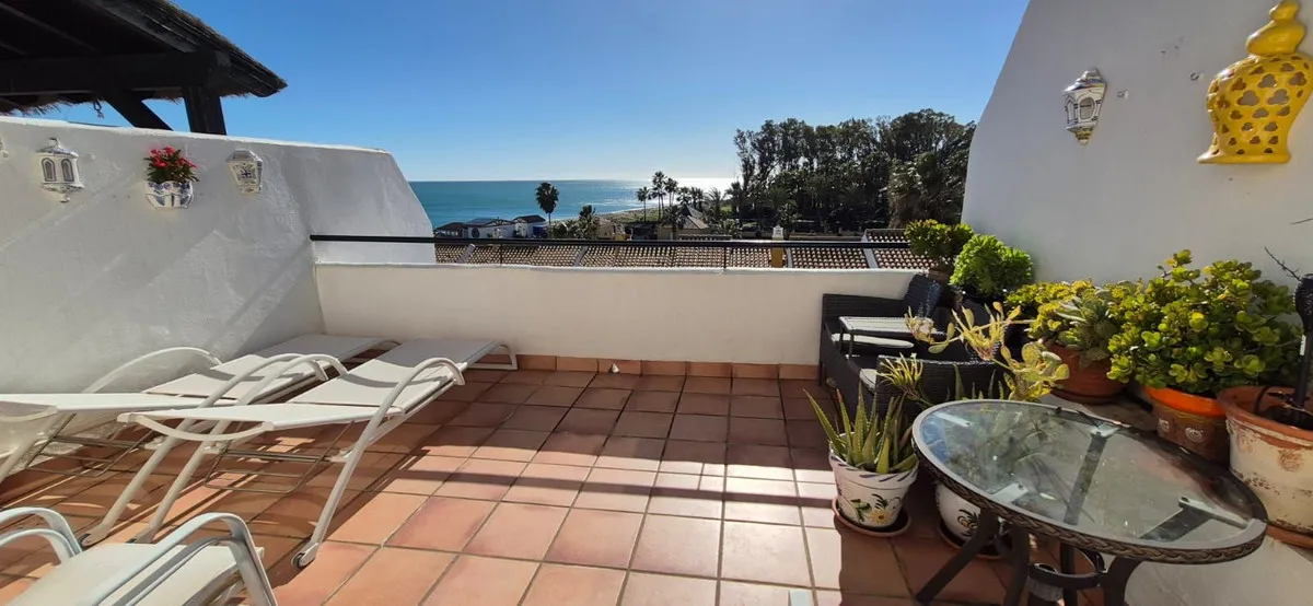 Sunlit Sea View Townhouse in La Borboleta, Manilva