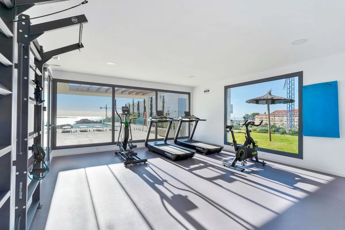 8fadf904-e06a-4939-bb45-19d6118c8192