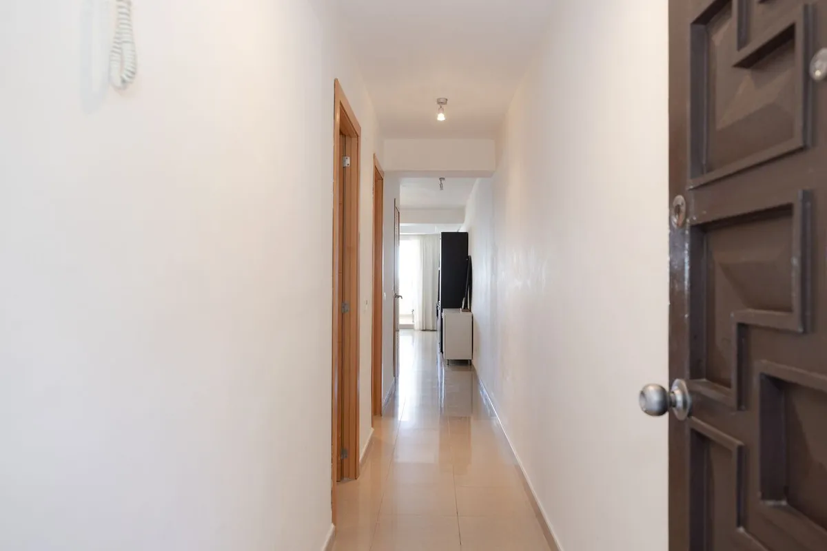 d8279789-98a4-4b44-b8ce-23dc6d834c0b