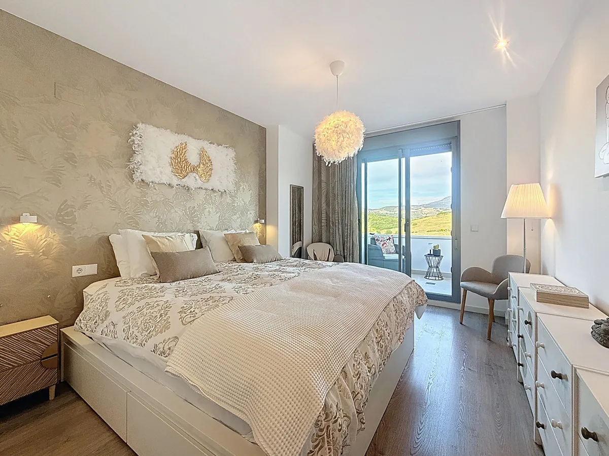 3492d5be-2fa1-46a6-9aff-a220a9bc5cf3