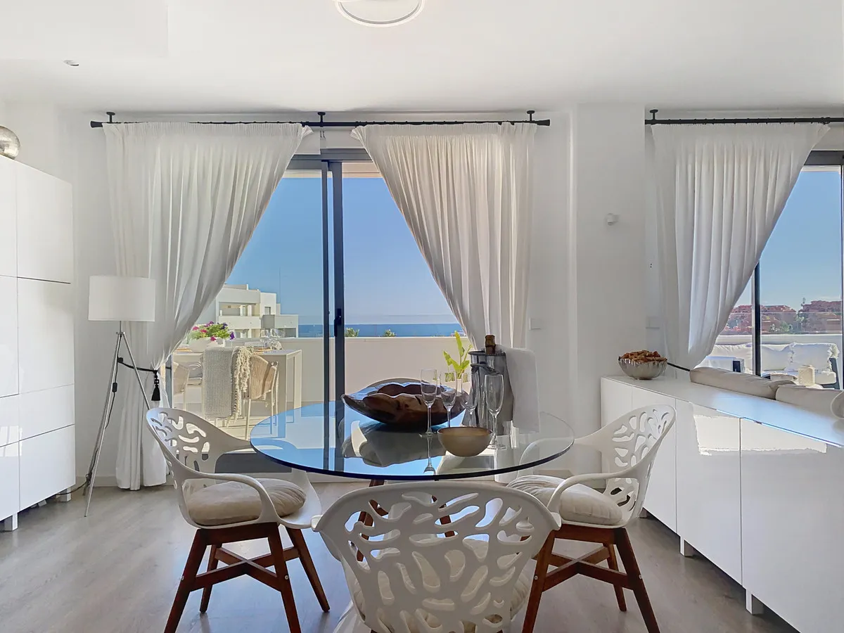 d1af2826-6d06-4e9b-bf78-2484cecd01d4