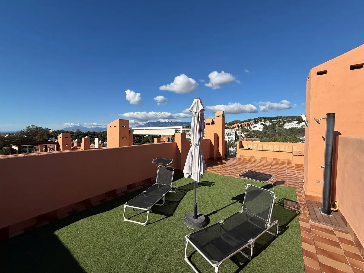 12b6f049-2e71-4faa-b18c-8262392ac2b0