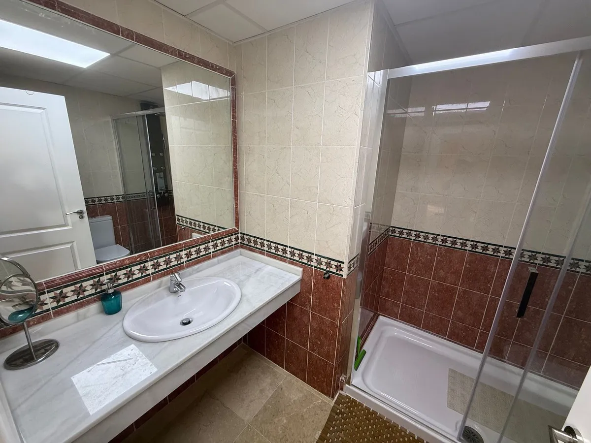 f844df20-d6e7-41ef-a124-17674d3fc785