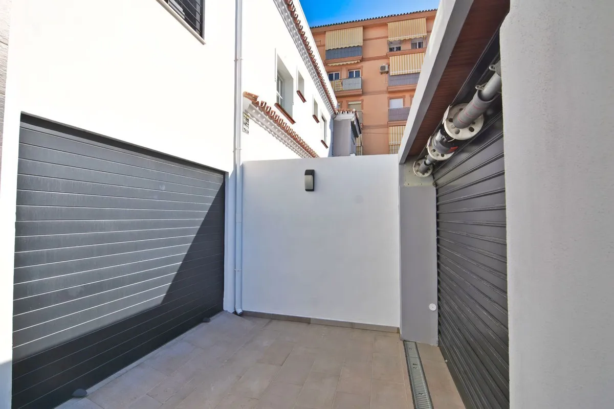 0892596e-d8f4-4510-a0ed-b0b488c0f31c