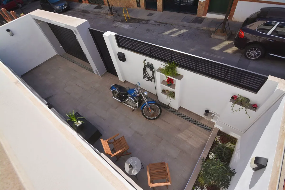 7d25e626-33b0-49a6-b7fa-e2963b2f31fd