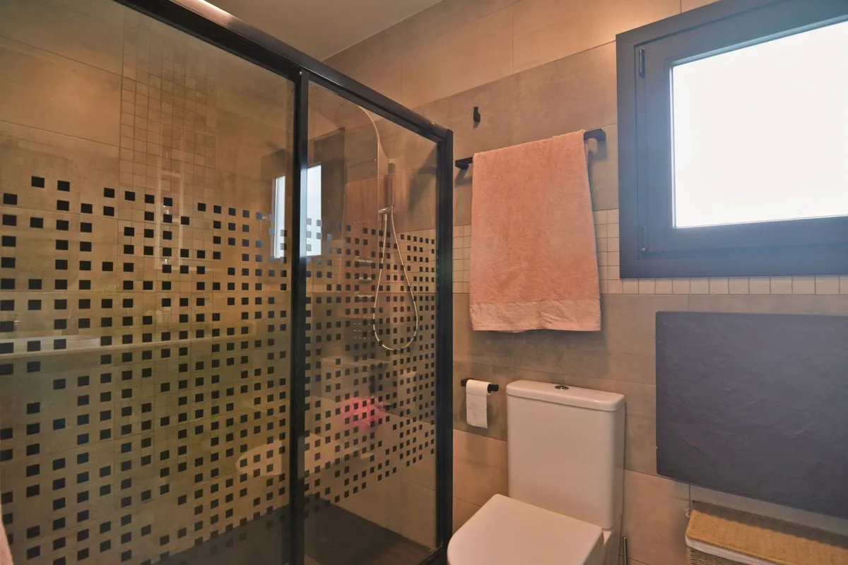 ecf8ab8f-c791-46a4-ad27-8f73ff6b5ba1