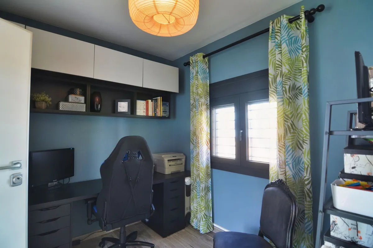 f59624bd-7dde-40c0-a194-4e56045c0688