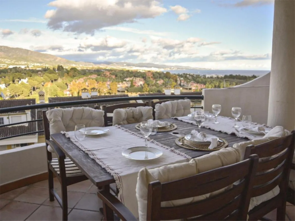 b1fc5aa6-ca53-4d02-aa92-4124a1a2585d