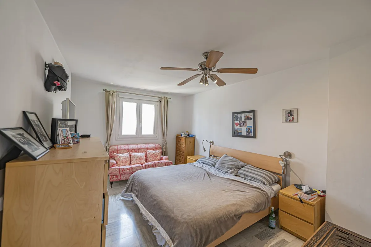 d0c821b3-7569-4e68-9f45-4d90a1da2bc0