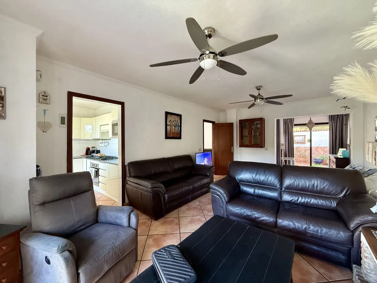 14a0b571-7395-4408-b448-f5eaec96b64e