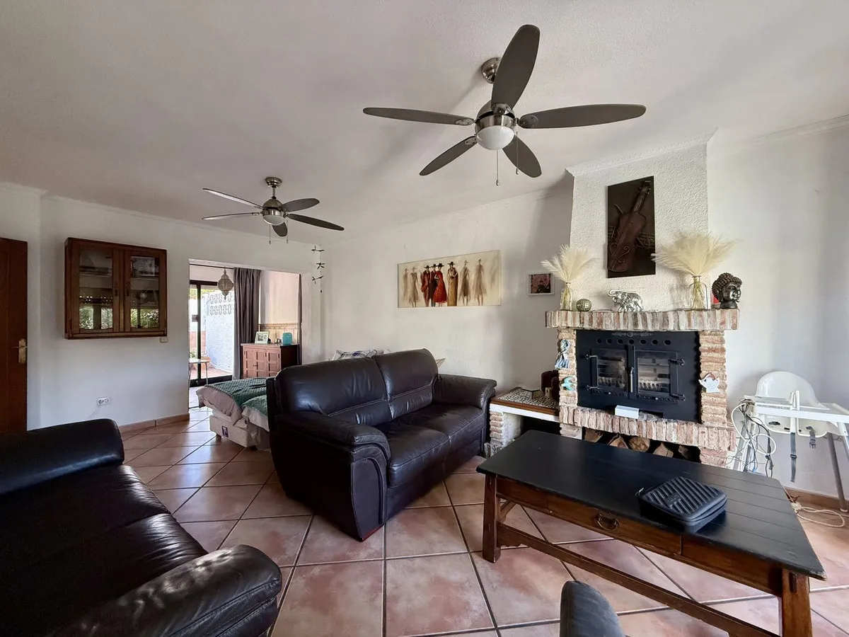 82dc03b2-4499-4ff1-9f6a-c8a6b06122ad