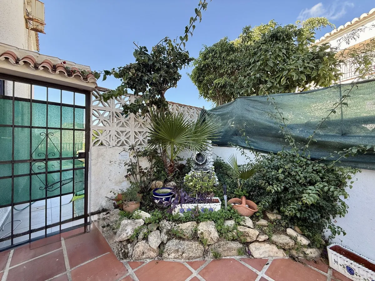 aefbe6d8-6168-417a-be4f-bed4af8e6854