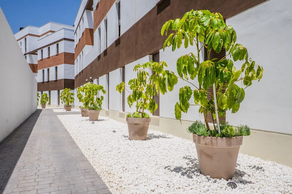 6daa0063-2a2e-496a-8ff0-0a93886d2bdc