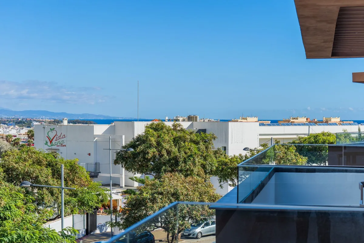 7332733b-7f93-4544-86cf-c9f4719b3081