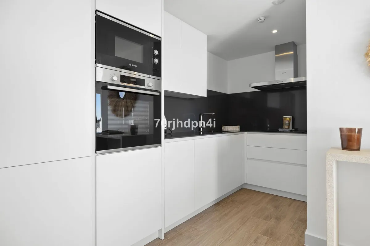 807ed3bf-b40e-4395-ada8-af72c23b6dd9