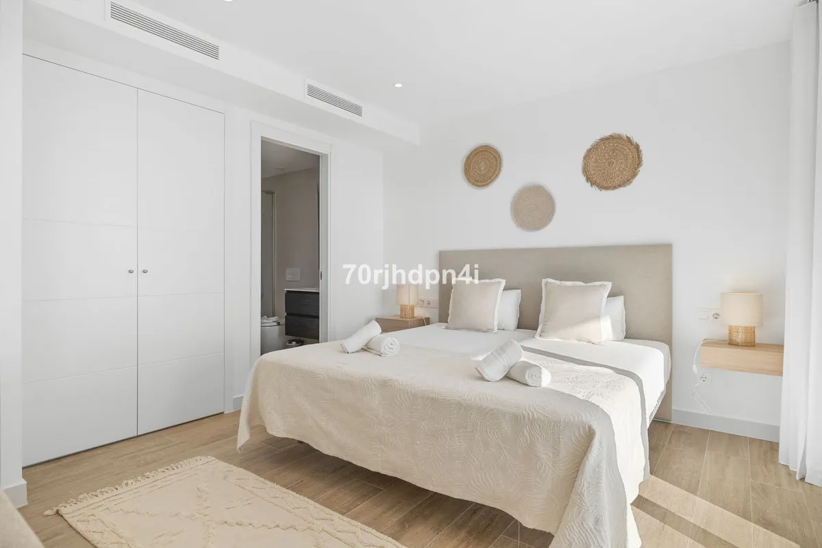 b41bcf3a-0539-4e0e-9714-a60e6e8b1319