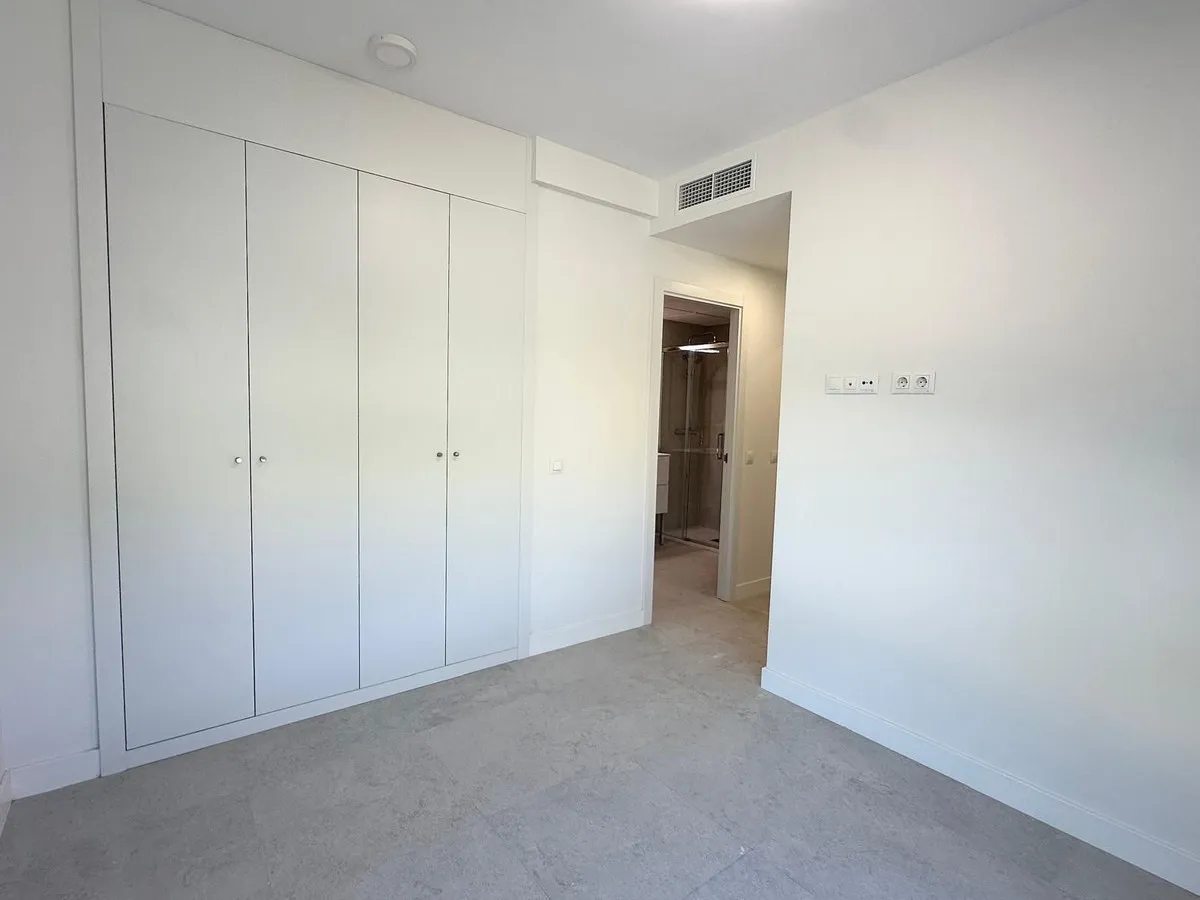 7d5c2aac-813b-41ad-b88f-18e0936d65cd