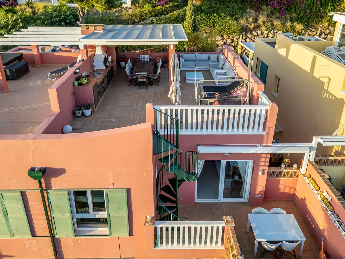 23d8a552-cbd6-43e8-bdb6-7c08009dee67