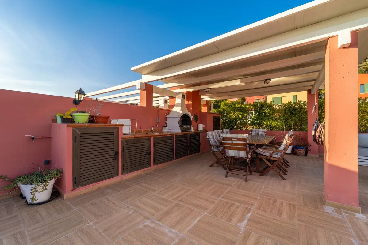 76446267-fa83-4f7d-9b7c-9f0f2986afae