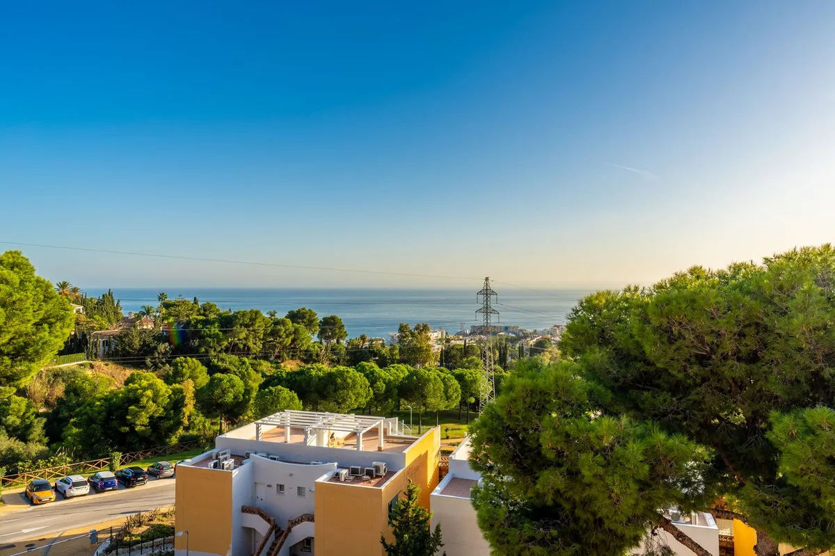 dc43630b-b7e4-4f28-921d-3a4c21d6991c