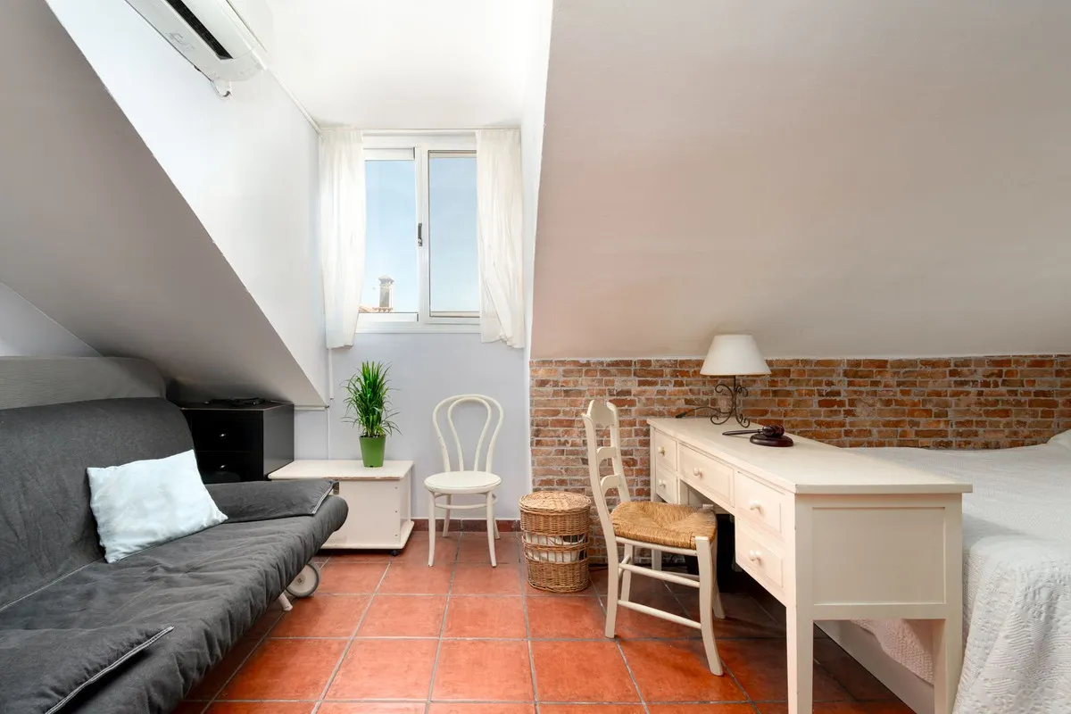 18d355f5-8014-42a3-8358-025bd2bb9c26