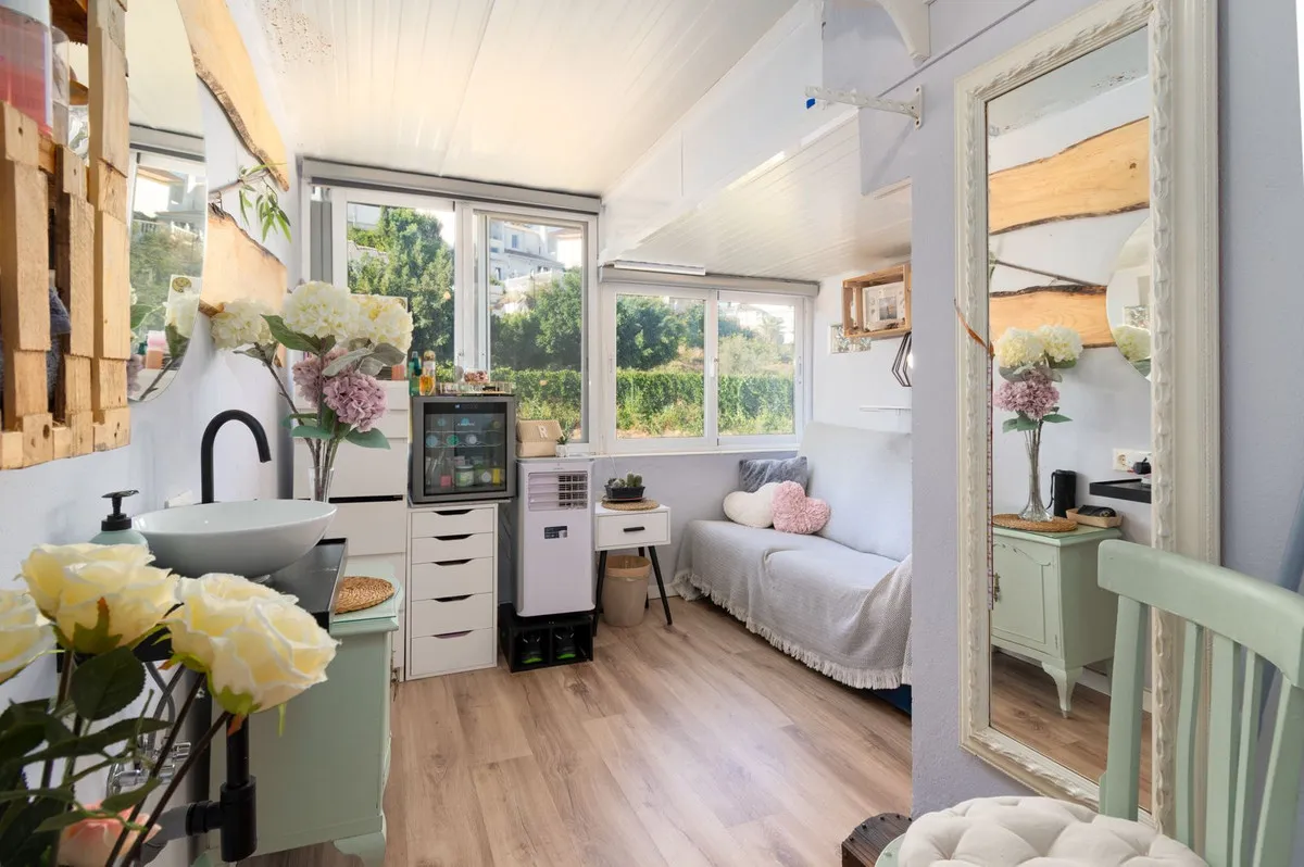 e6017f96-e256-433d-9700-8cce687a92a9