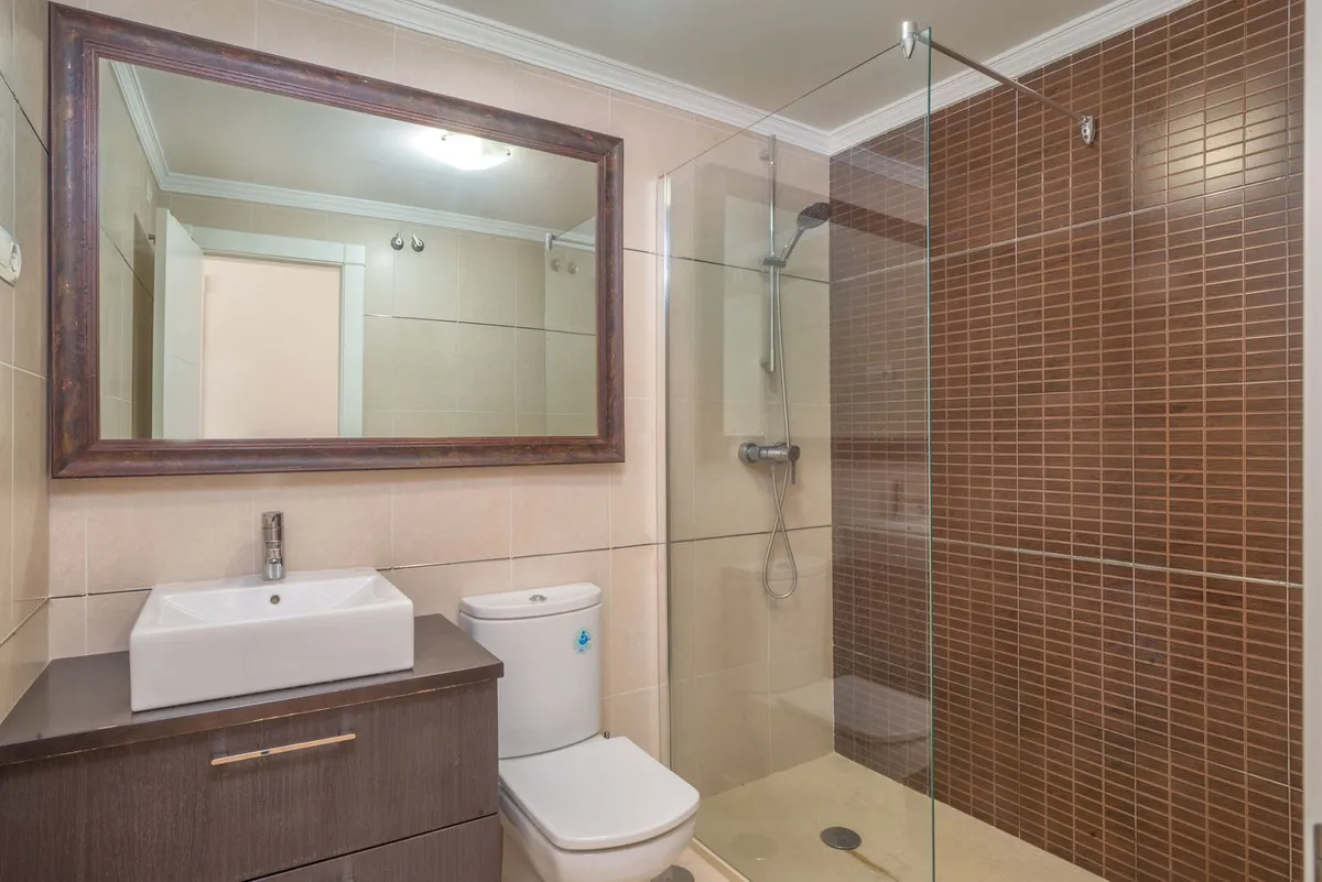 1828bd90-2a38-4b67-9c5f-1559558f672e