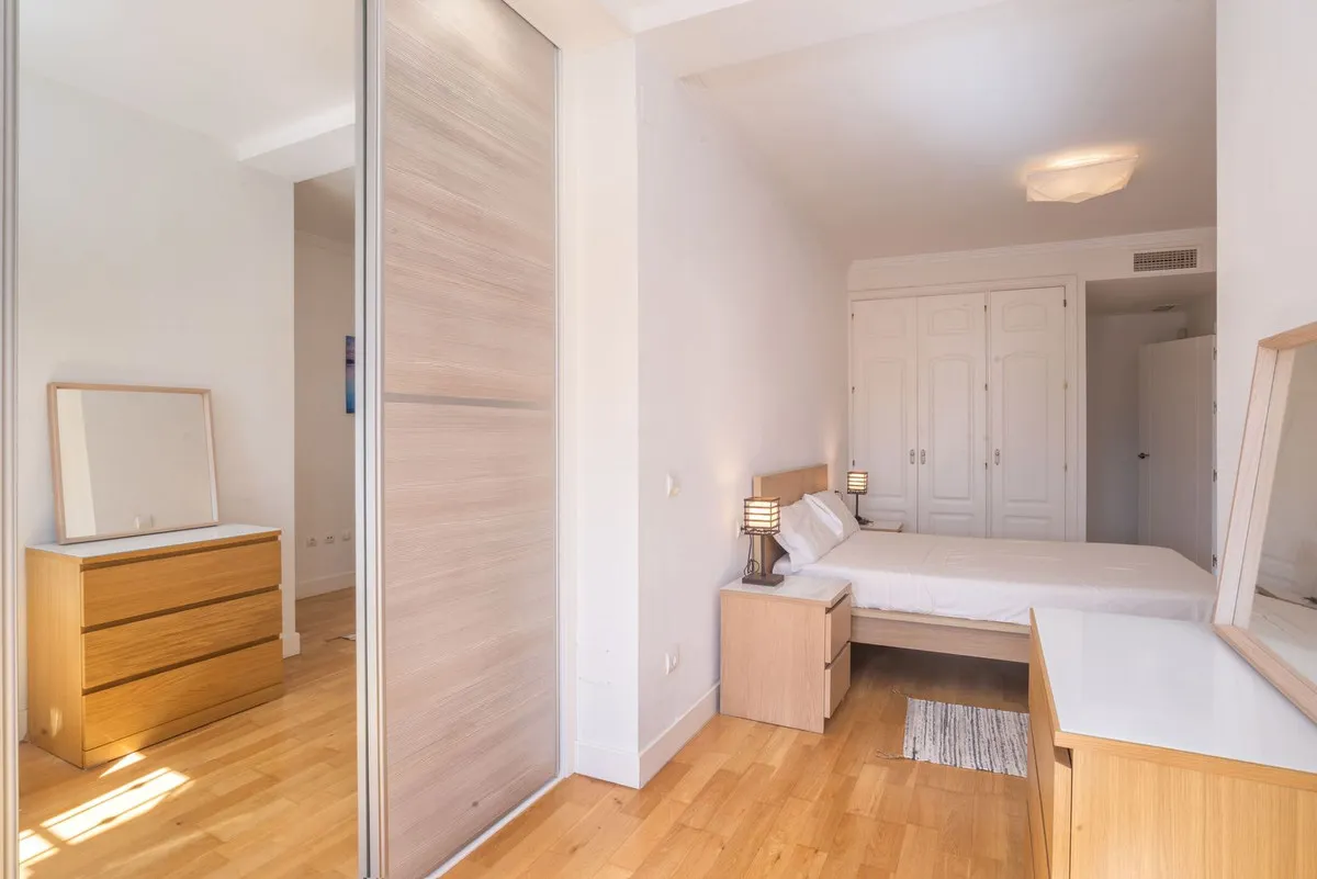 e5646bab-7750-4bcc-b207-afbbe1efeff6