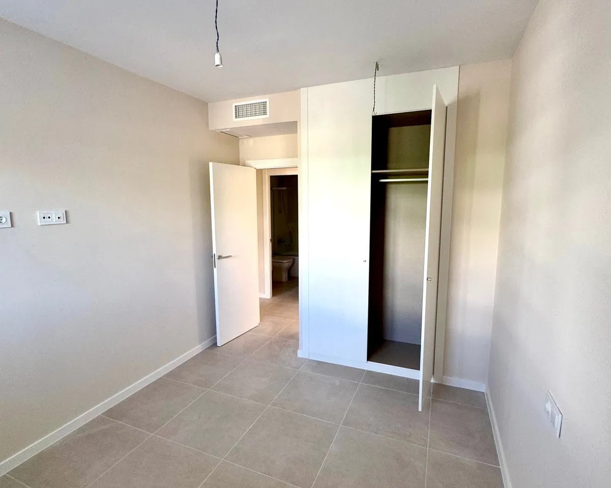 55437850-e4ef-405a-b6de-aefec88060e6