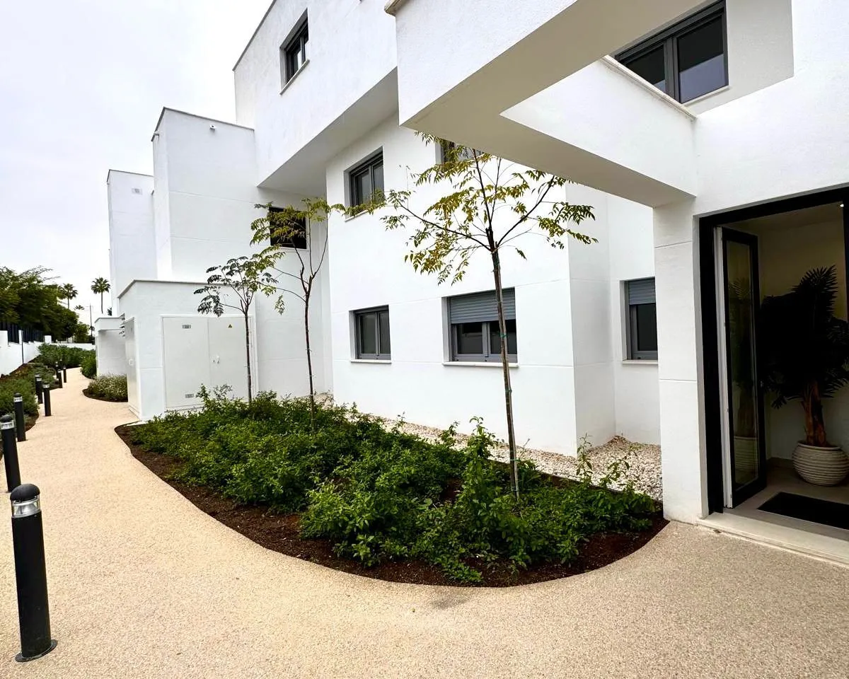 c6f093dd-59cd-427a-bb75-ddaa83427537