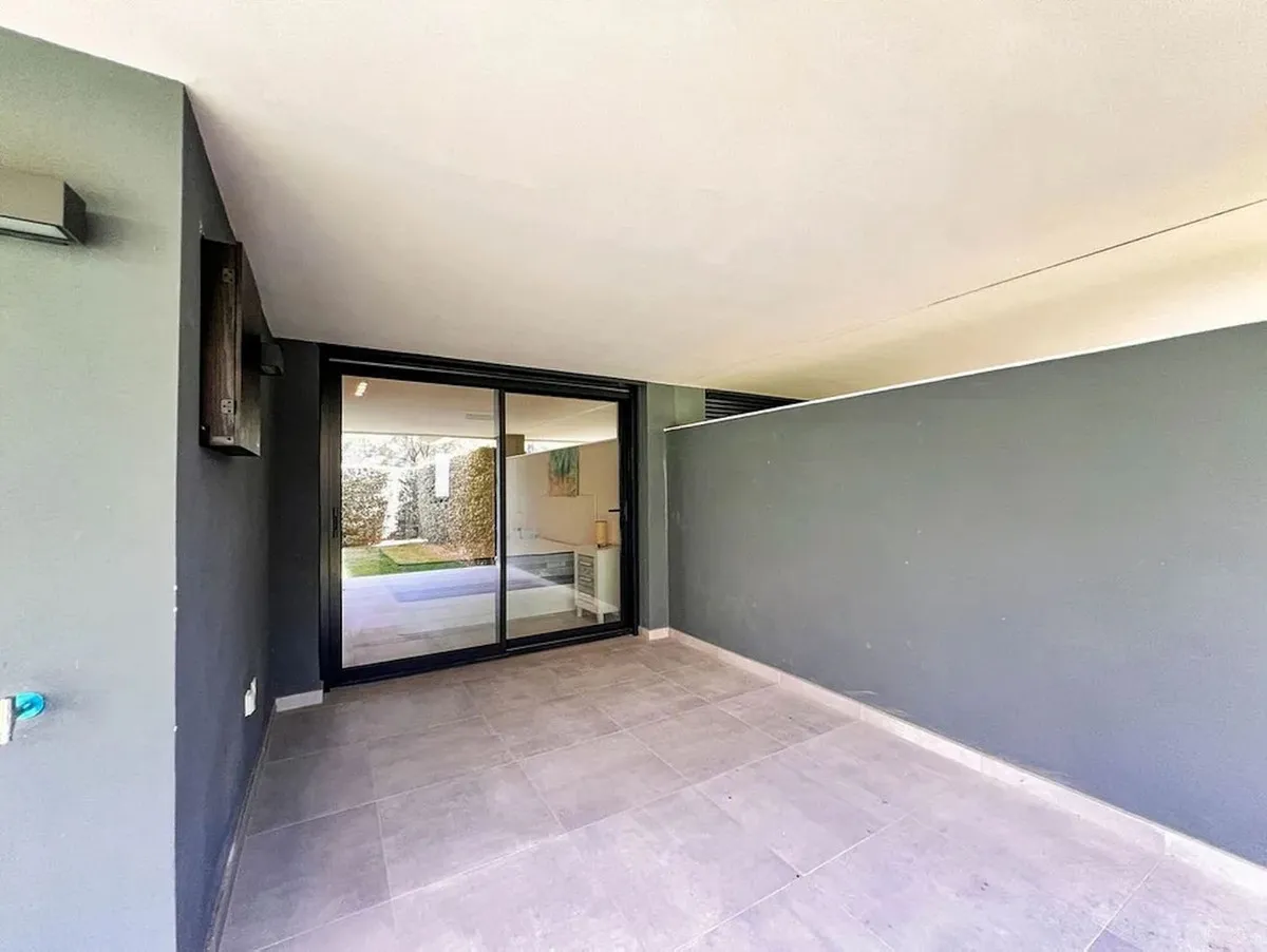 02d32064-e70c-4ecd-8070-8ed23d5eda09