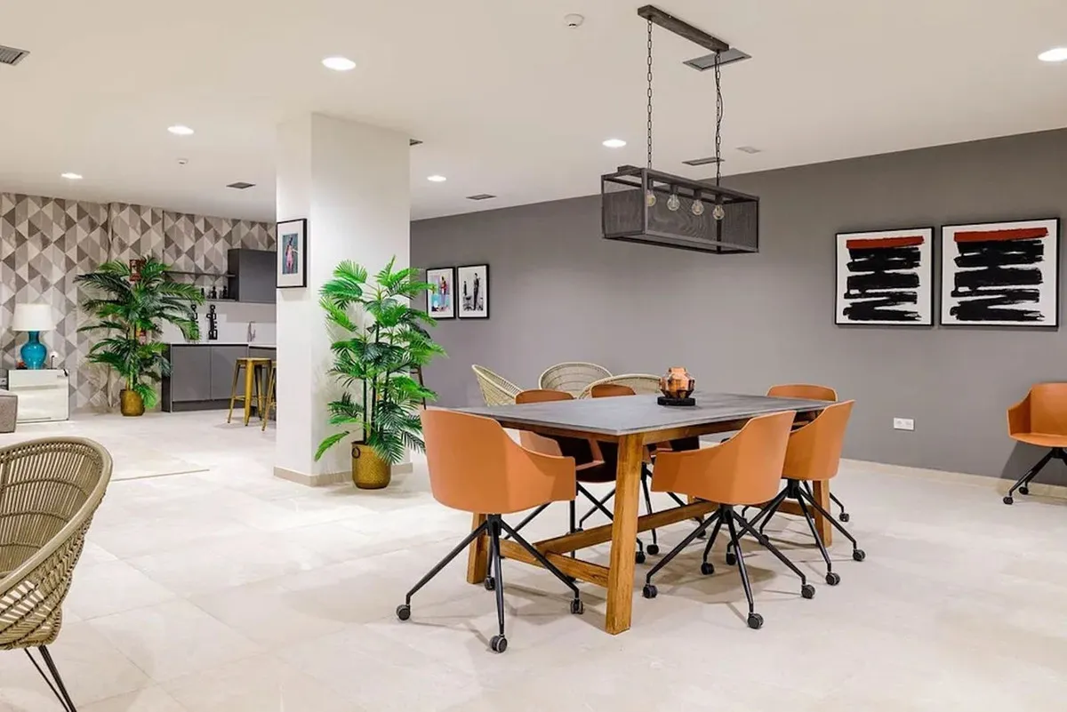 4859853d-70de-4ede-9382-43567c113424