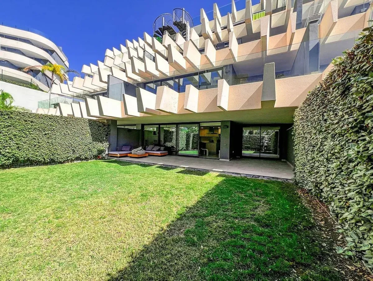 67c4efb9-b02d-4417-9679-decf5ab13b4a