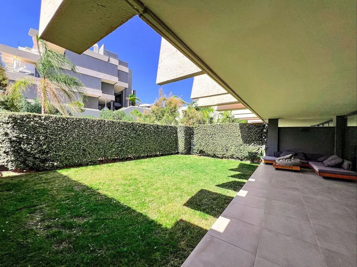 8f147495-2268-4111-81f0-b0ab0d0eb9d5