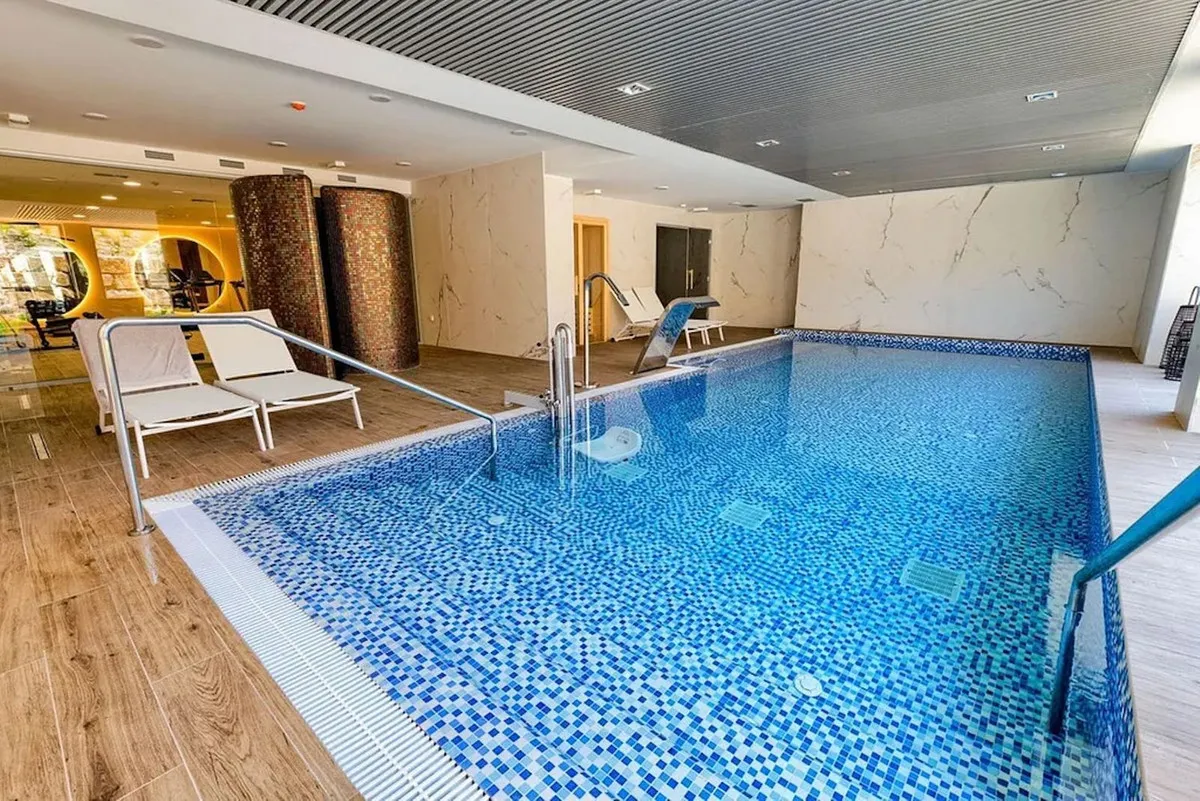 b842d0c7-648a-418d-a044-2e621746595f