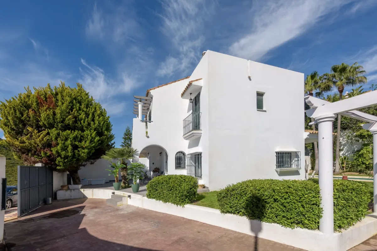 20e18638-ce21-4199-a36e-91c62037a8cf